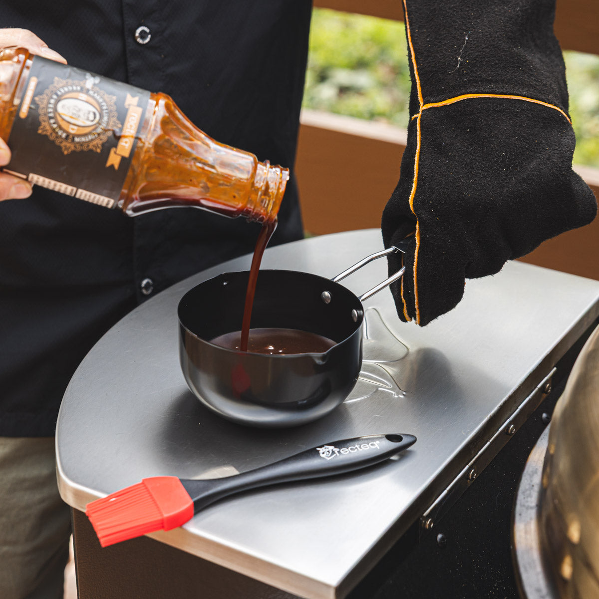 Sauce Pot and Baster