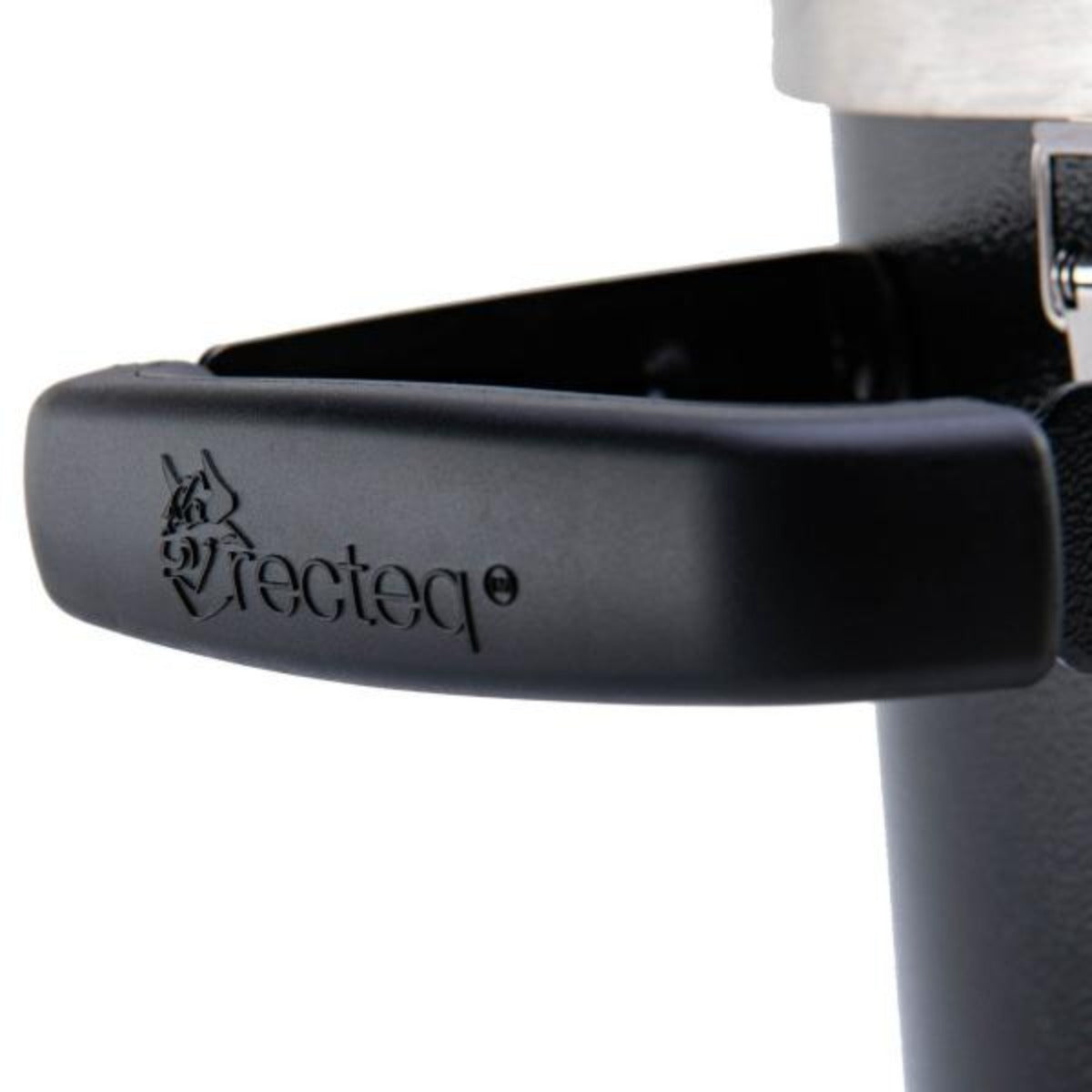 RT-B380 Bullseye wood pellet grill handle for easy moving. 